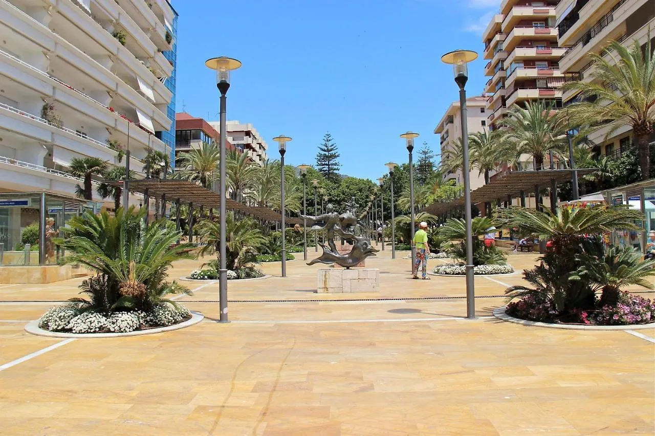 Modern Apartment Next The Beach Marbella 0*,  España