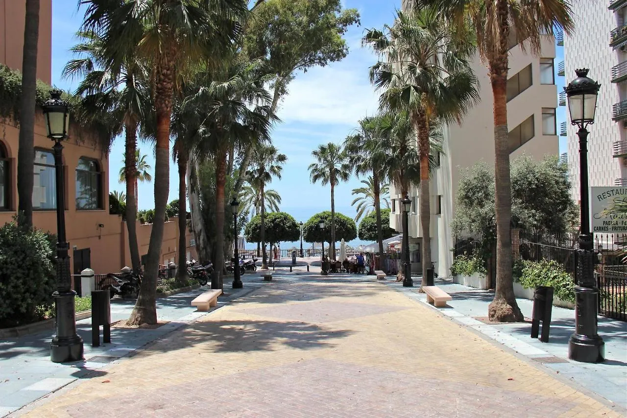 Modern Apartment Next The Beach Marbellac Espagne